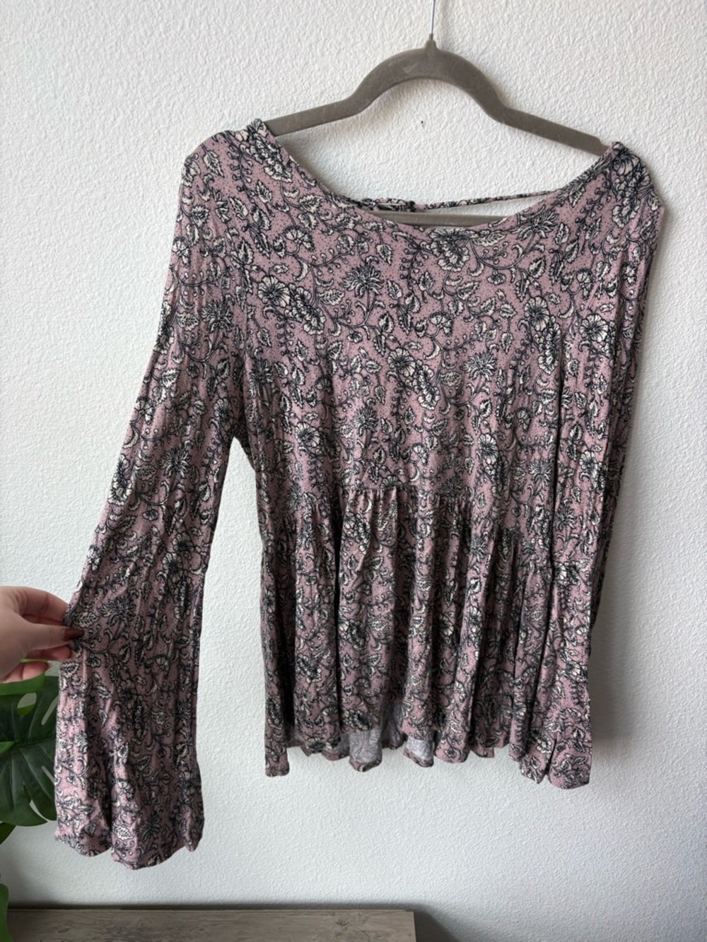 American Eagle Outfitters Pink Paisley Peplum Long-Sleeve Blouse